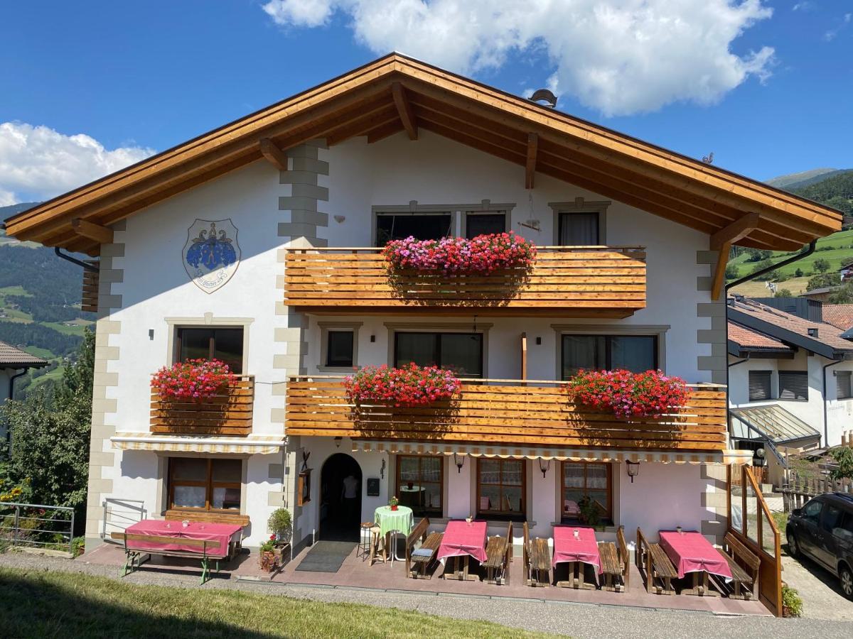 Gasthaus St. Valentin Chiusa Exterior photo