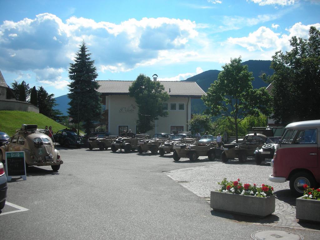 Gasthaus St. Valentin Chiusa Exterior photo